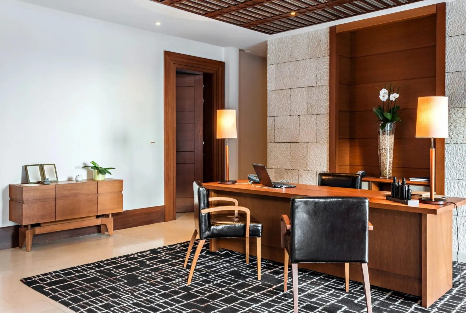 Meeting Room & Conference Room Rentals